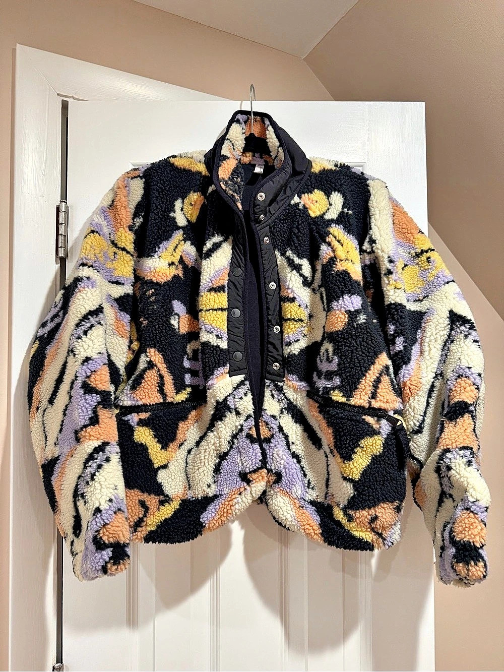 FP Movement Hit The Slopes Printed Fleece Jacket, Black & Multicolor, Size Small